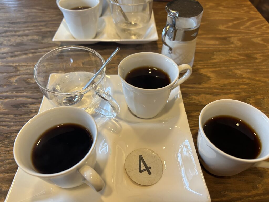 京都北山のカフェマイスターたなかでいただいたサイフォンコーヒー
