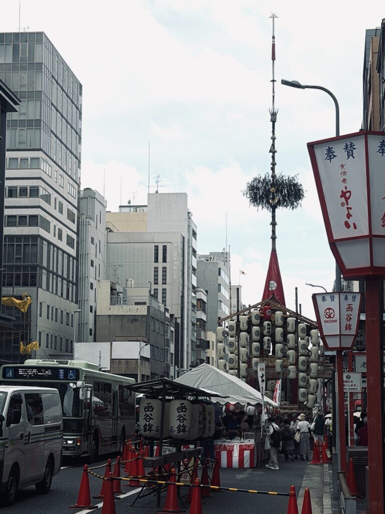 祇園祭の函谷鉾の風景